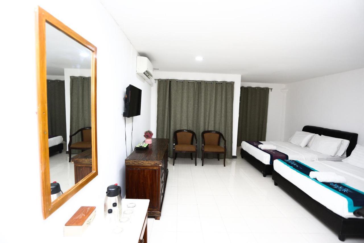 Pondok Muara Chalet Pantai Cenang  Exterior foto
