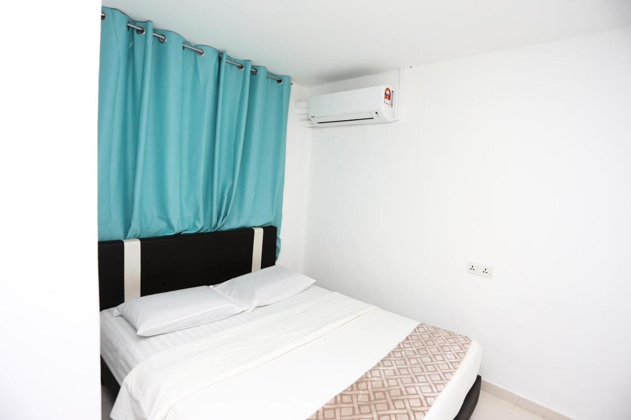 Pondok Muara Chalet Pantai Cenang  Exterior foto