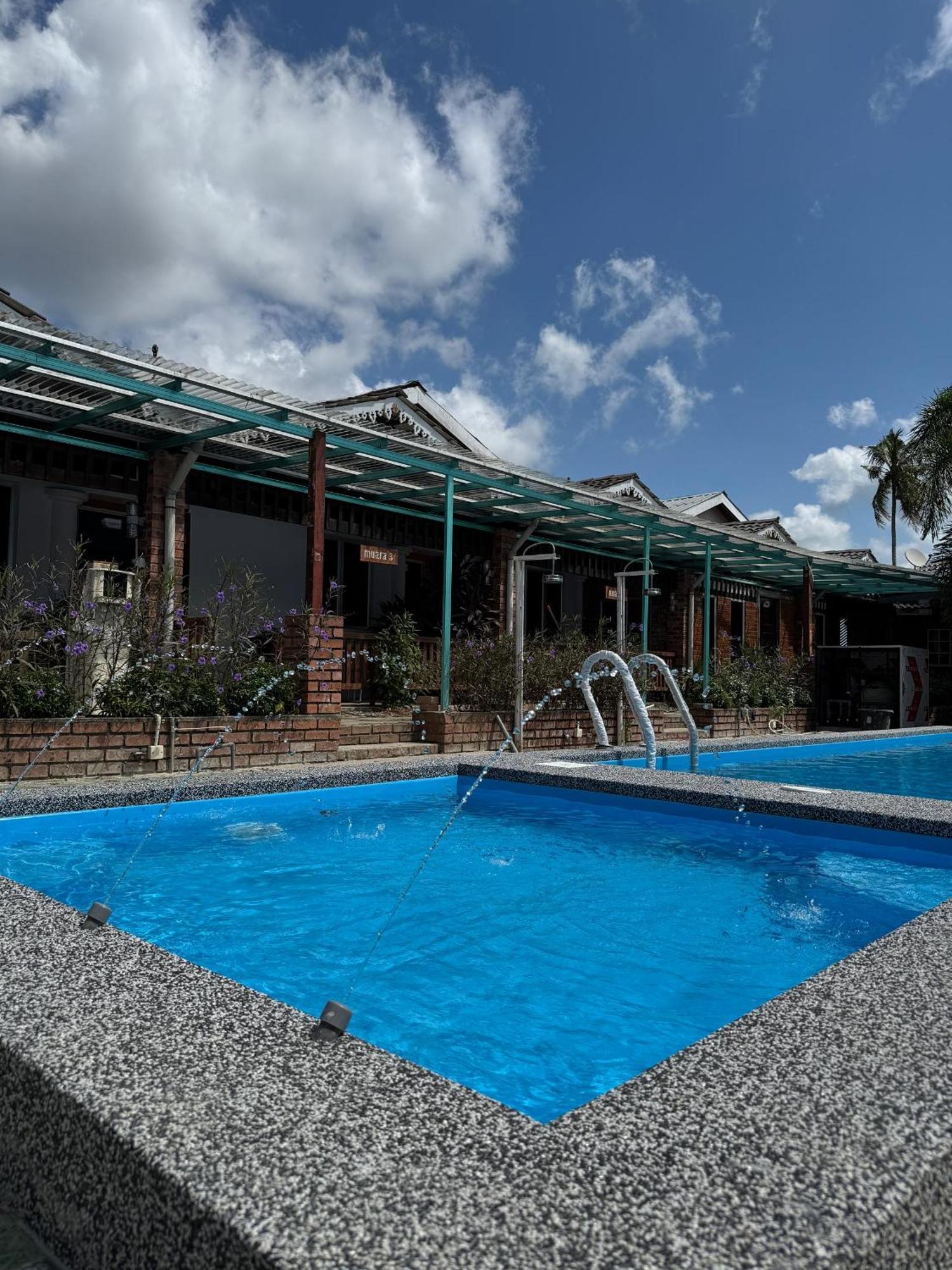 Pondok Muara Chalet Pantai Cenang  Exterior foto